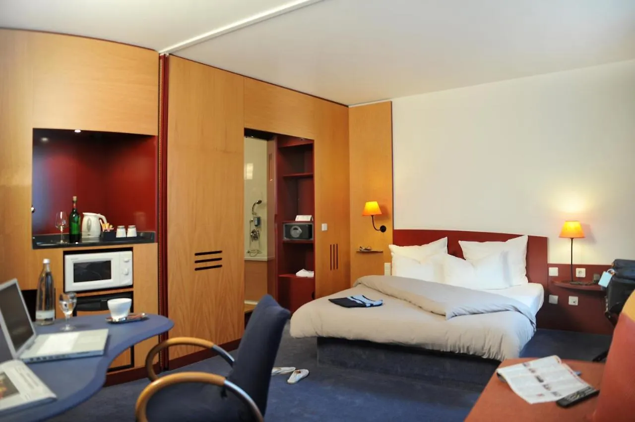 Novotel Suites Hannover 3*,